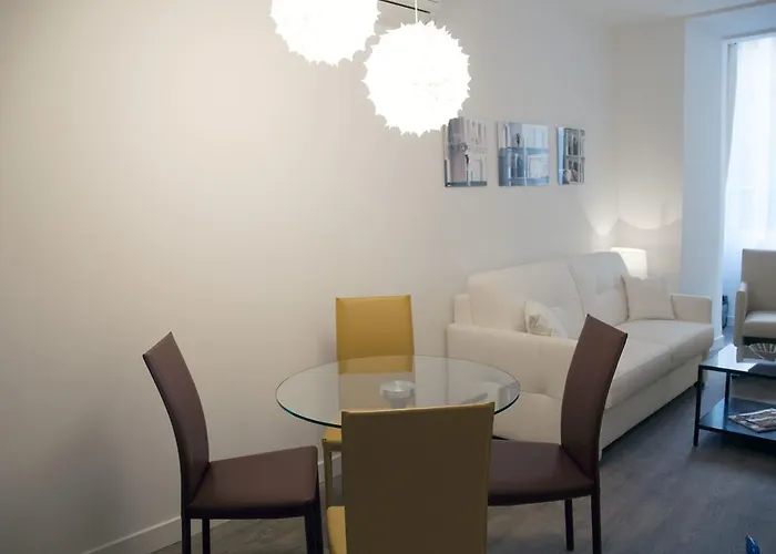 Apartment Massena * Ницца